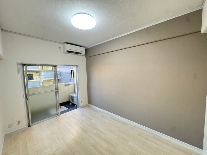 物件内観写真5　(居室)