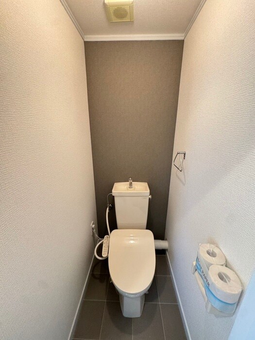 物件内観写真11　(トイレ)