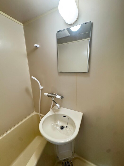 物件内観写真12　(洗面)