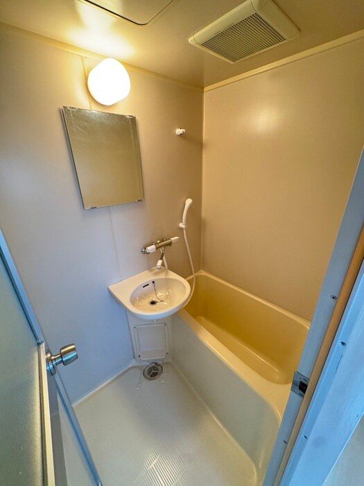 物件内観写真13　(バス／シャワールーム等)