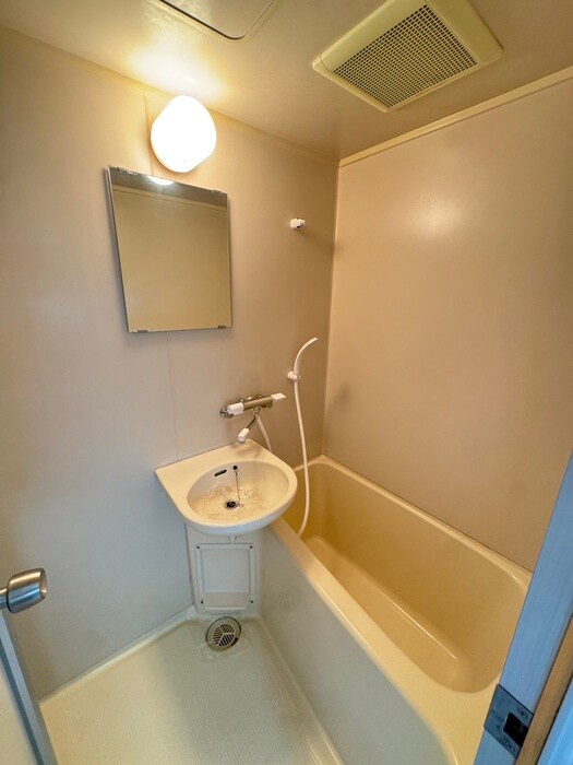 物件内観写真13　(バス／シャワールーム等)