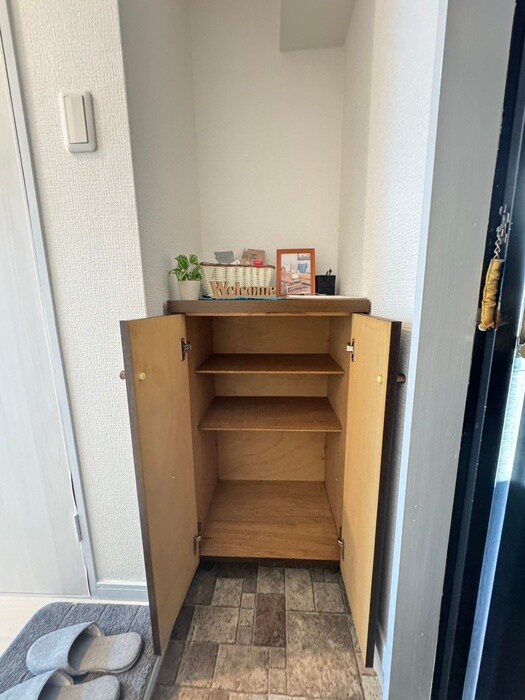 物件内観写真16　(靴箱)