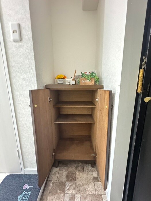 物件内観写真16　(靴箱)