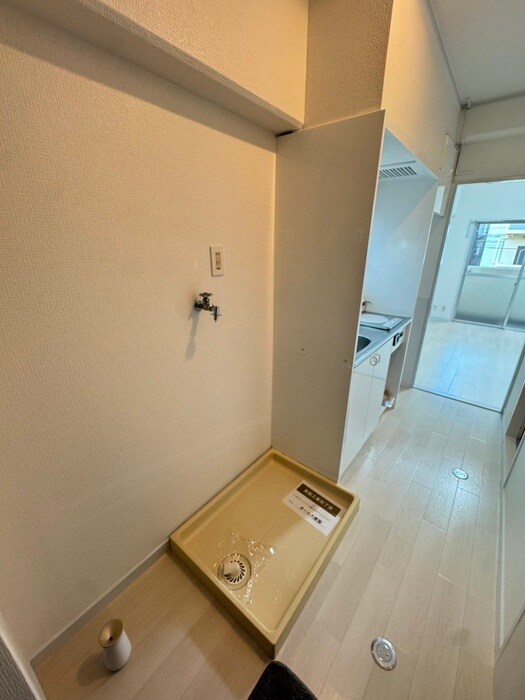 物件内観写真17　(洗濯機置場)