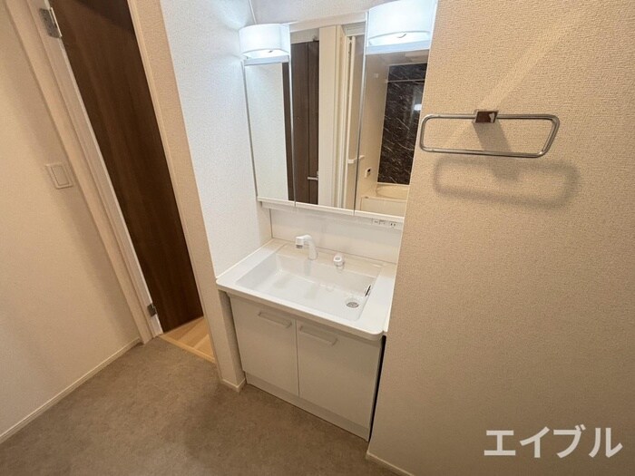 物件内観写真11　(洗面)