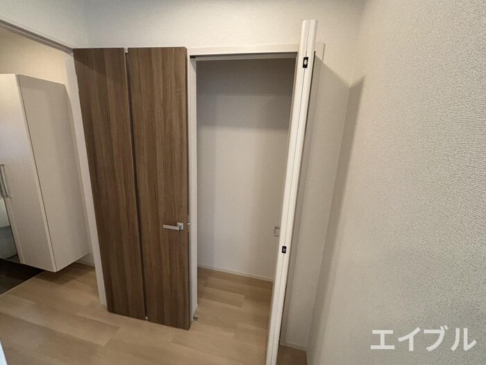 物件内観写真17　(収納)
