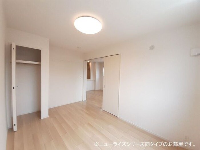 物件内観写真12　(居室)