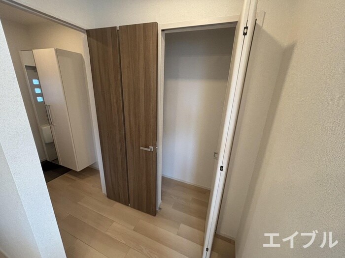 物件内観写真18　(収納)