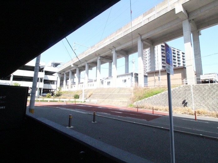 物件内観写真15　(室内からの展望)