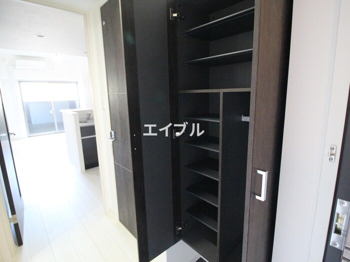 物件内観写真17　(靴箱)