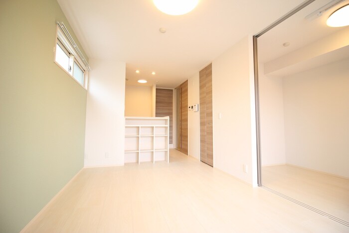 物件内観写真8　(居室)