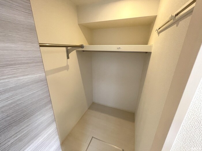 物件内観写真10　(収納)