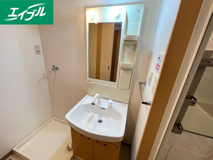 物件内観写真11　(洗面)