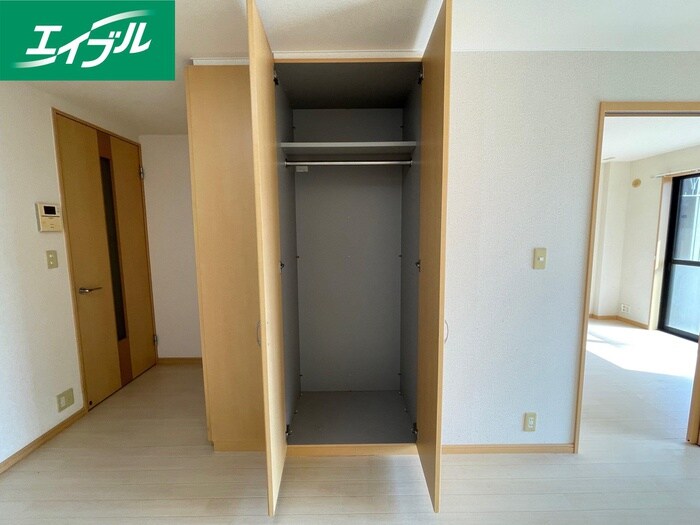 物件内観写真18　(収納)