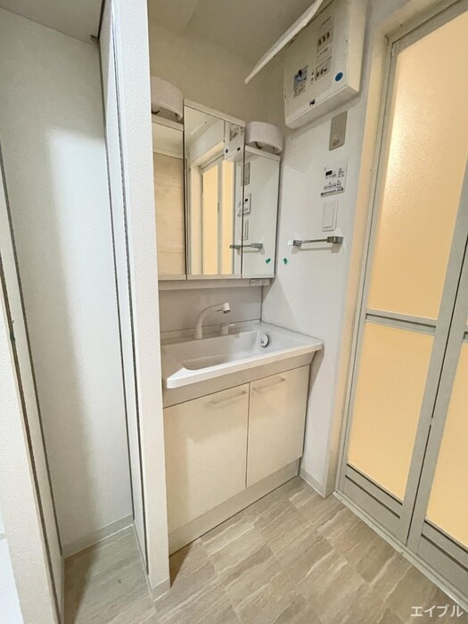 物件内観写真10　(洗面)