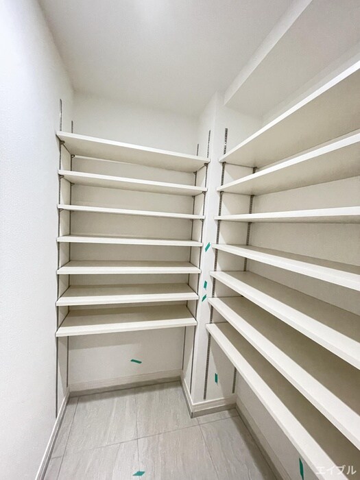 物件内観写真17　(靴箱)