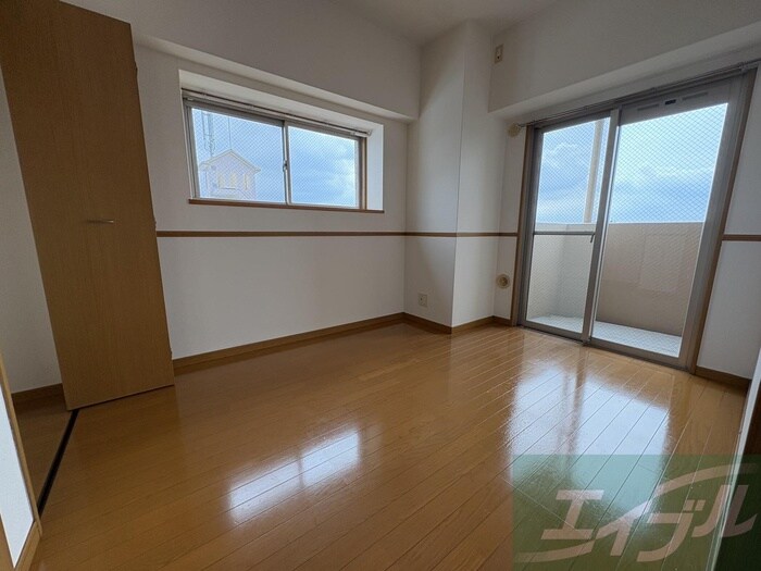 物件内観写真9　(居室)