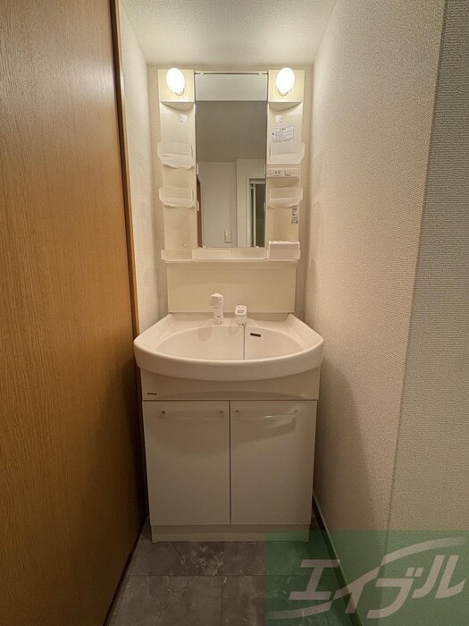 物件内観写真12　(洗面)