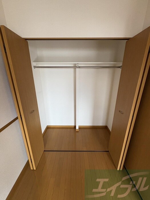 物件内観写真15　(収納)