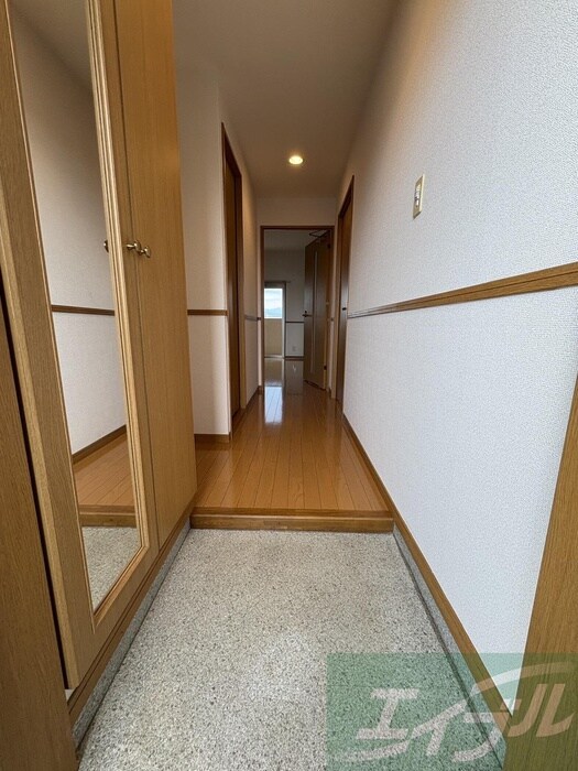 物件内観写真19　(廊下)