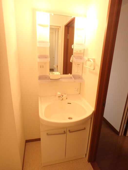 物件内観写真8　(洗面)