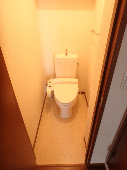 物件内観写真10　(トイレ)