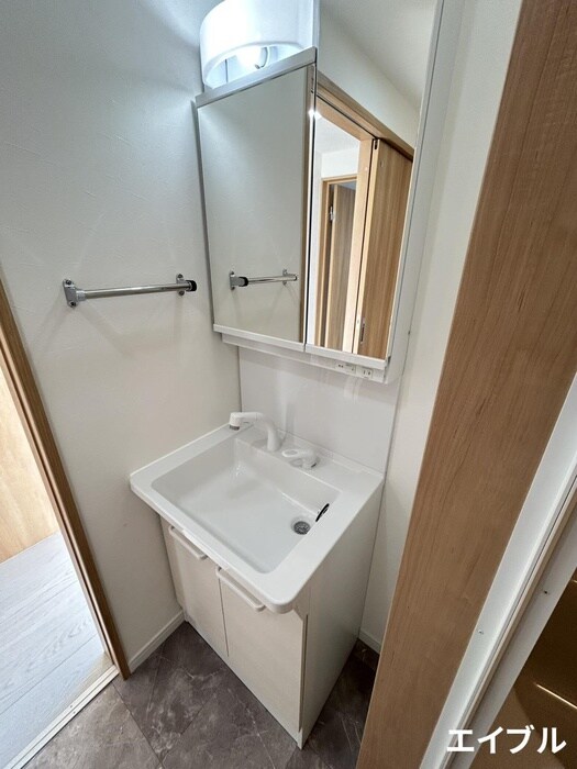 物件内観写真12　(洗面)