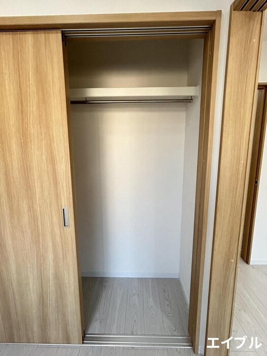 物件内観写真16　(収納)