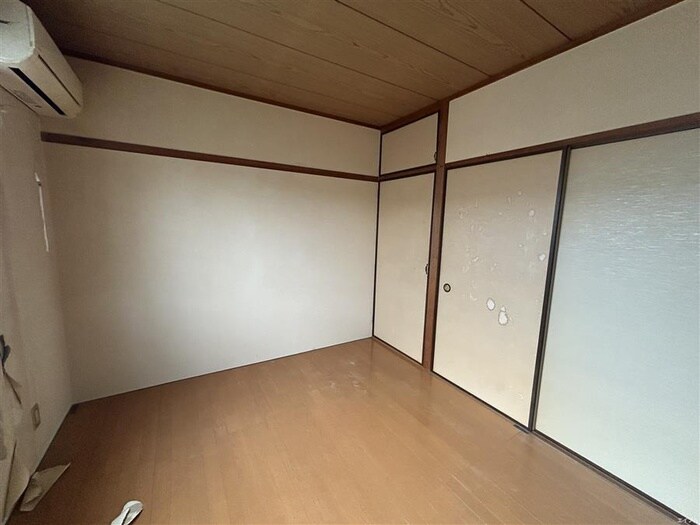 物件内観写真3　(居室)