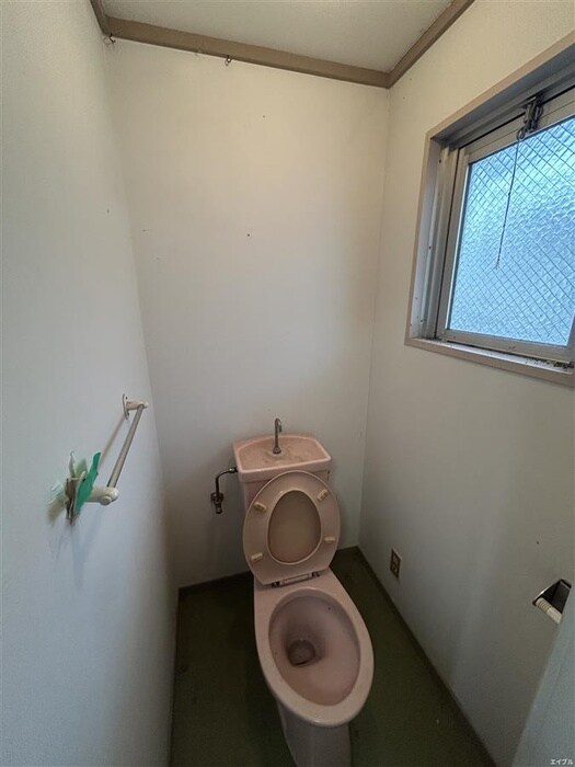 物件内観写真12　(トイレ)