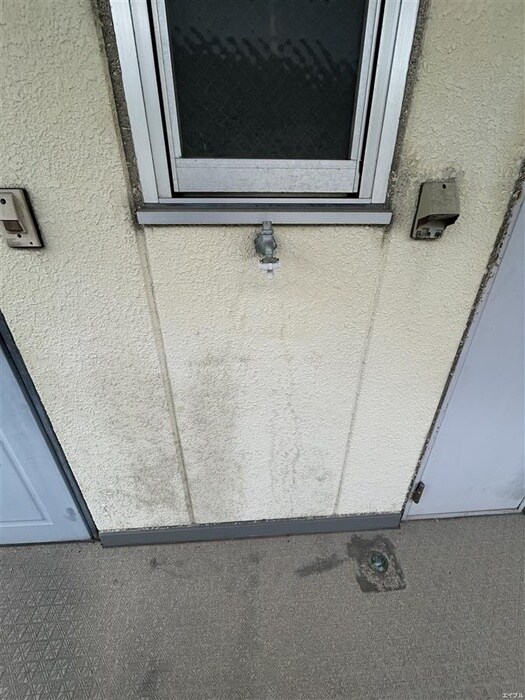 物件内観写真13　(洗濯機置場)