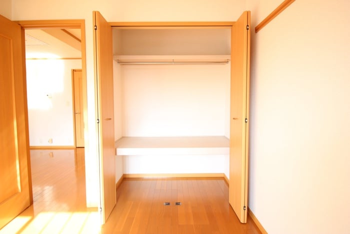 物件内観写真15　(収納)