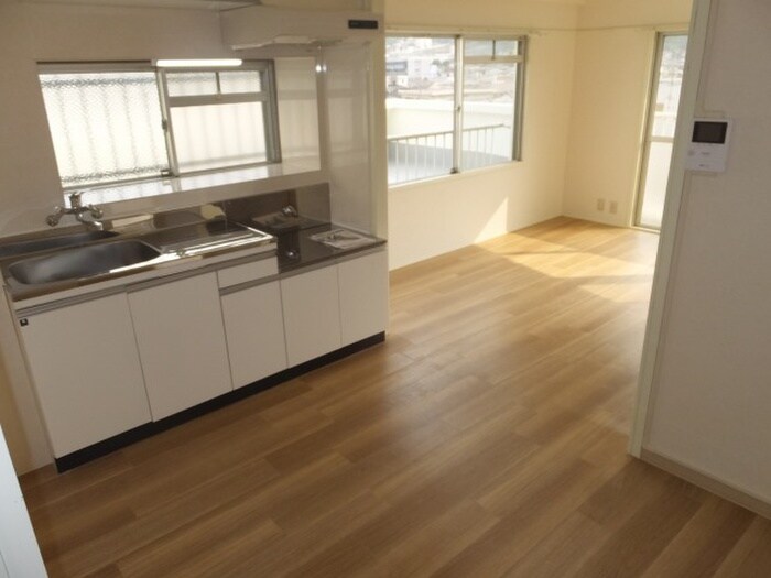 物件内観写真5　(居室)