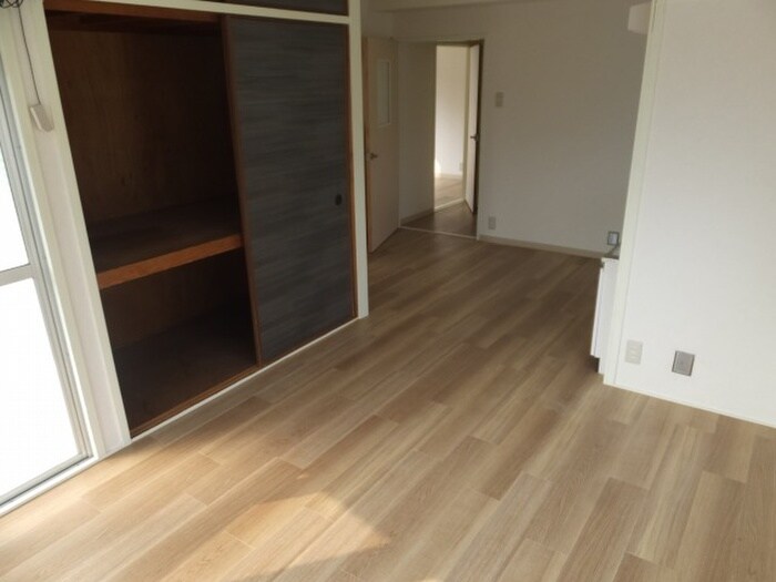 物件内観写真6　(居室)