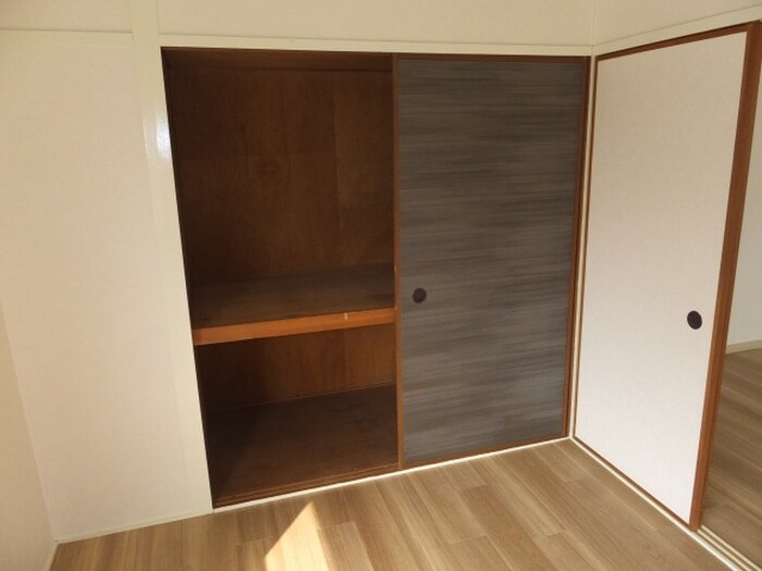 物件内観写真7　(収納)