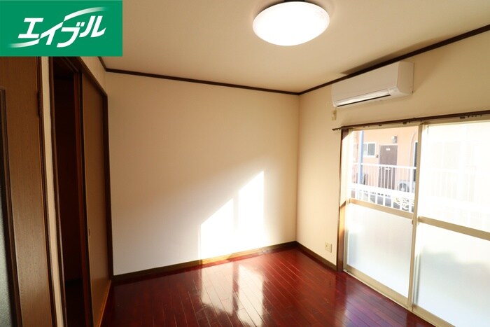 物件内観写真7　(居室)