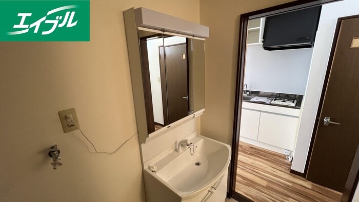 物件内観写真13　(洗面)