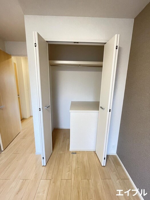 物件内観写真15　(収納)