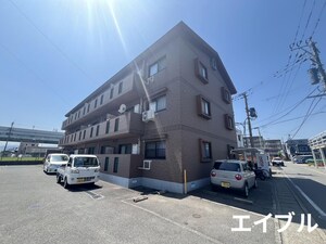ファミ－ユ空港南外観写真