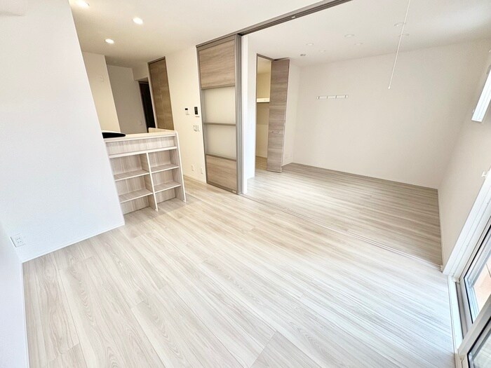 物件内観写真7　(居室)