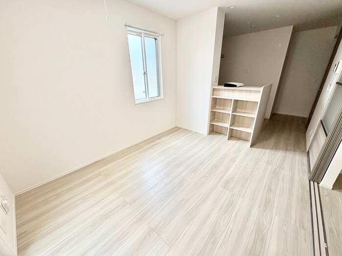 物件内観写真8　(居室)