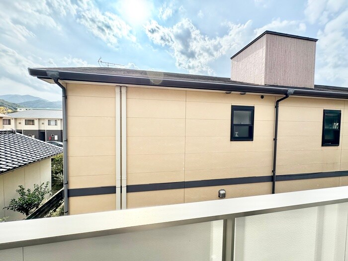 物件内観写真16　(室内からの展望)