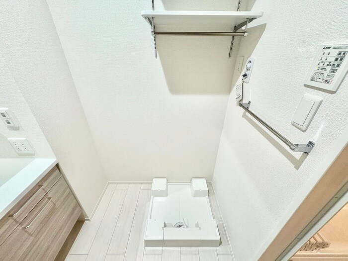 物件内観写真19　(洗濯機置場)