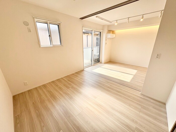 物件内観写真19　(居室)