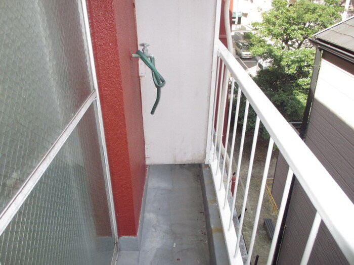 物件内観写真13　(洗濯機置場)