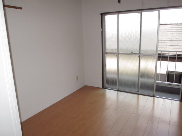 物件内観写真14　(居室)