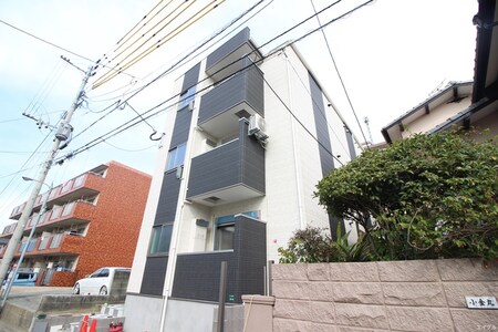 A・RATA外観写真