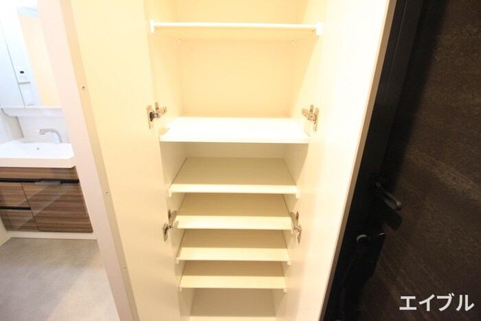 物件内観写真16　(靴箱)