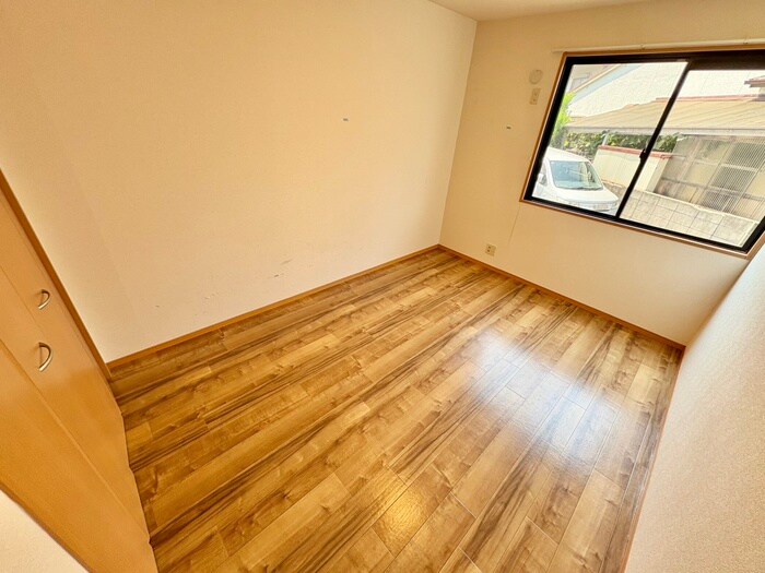 物件内観写真9　(居室)
