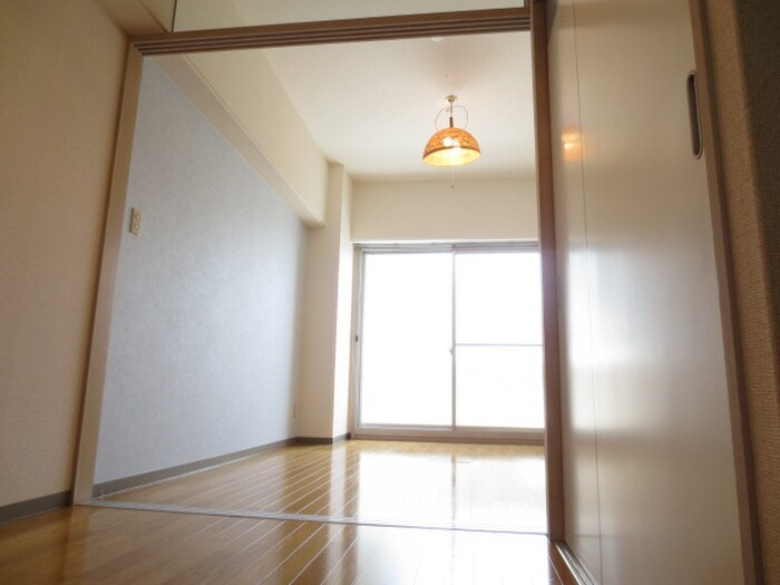 物件内観写真11　(居室)